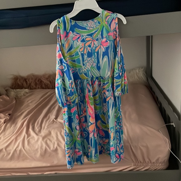 Lilly Pulitzer - Picture 2 of 2